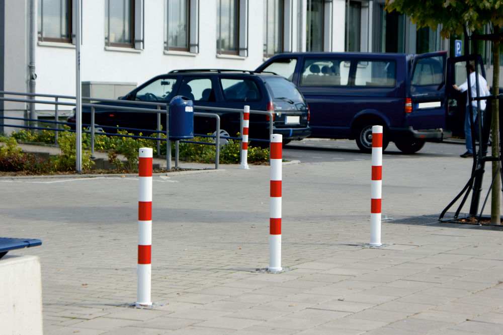 (obrázek pro) Ocelový výsuvný sloupek s pouzdrem pr. 76 mm, v. 140 cm, do betonu, pozink - Kliknutím na obrázek zavřete